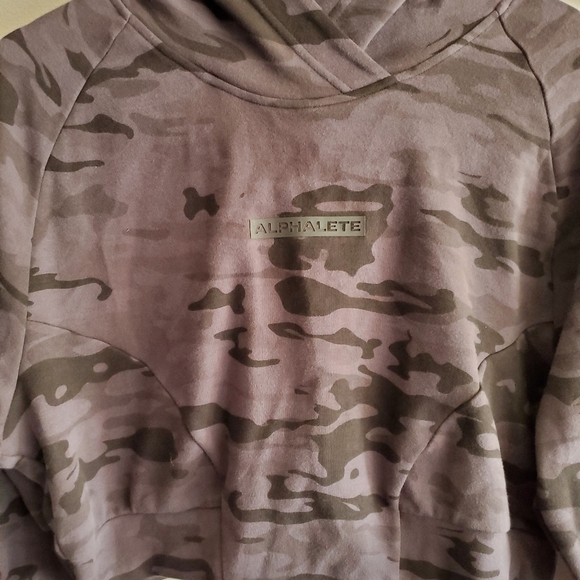 Alphalete Identity pro crop hoodie phantom camo size Medium. - Picture 4 of 9